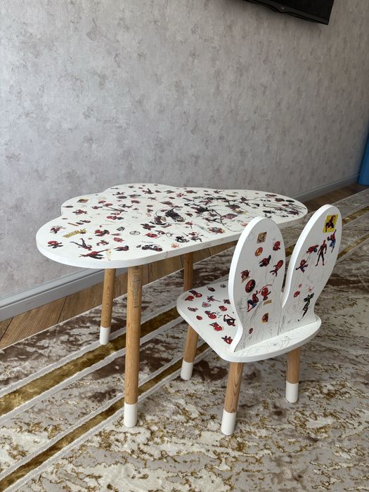 Детский столик 1-3 года