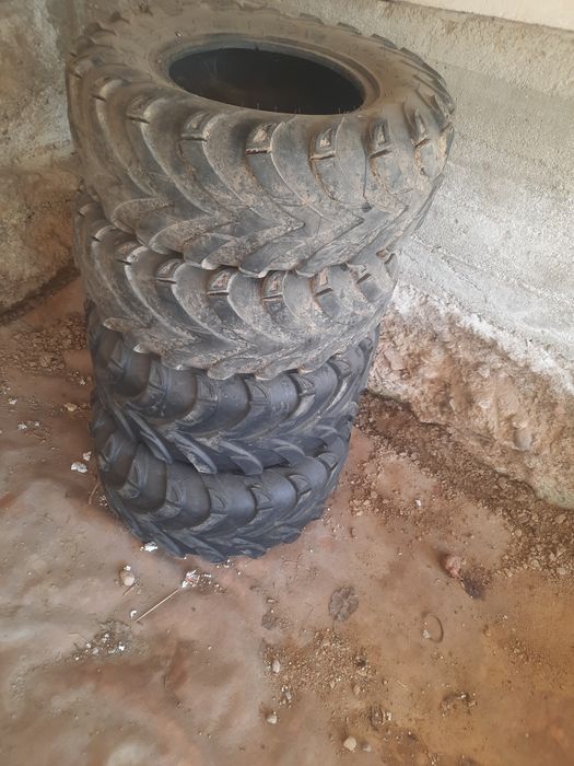 Cauciucuri atv R12