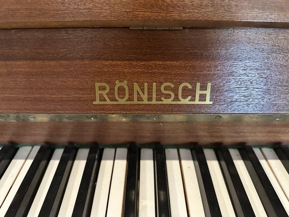 Пианино Ronisch Германия