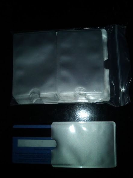 Протектор за защита на банкови карти от кражба на лични данни