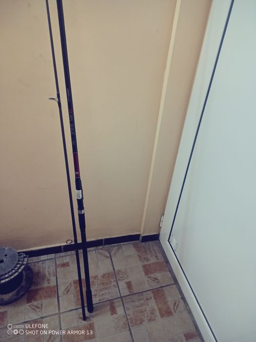 Карбонови въдици 3.60 перфектни на няколко риболова