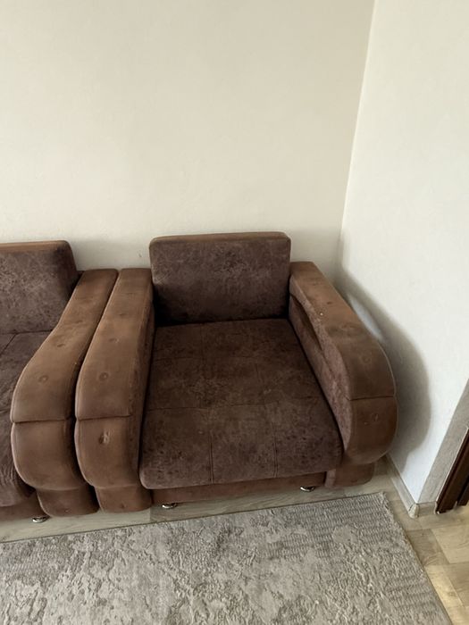 Продам диван +2 кресла