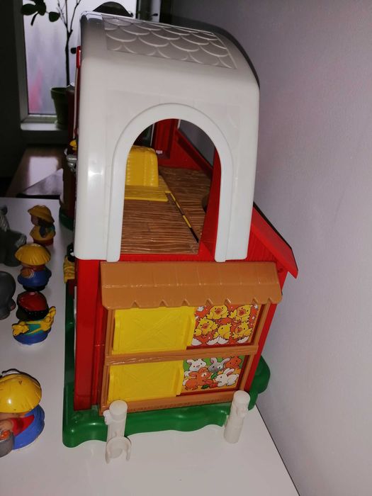 Ferma Fisher price little people cu lumini si sunete