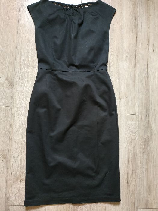 Rochie neagra ocazie