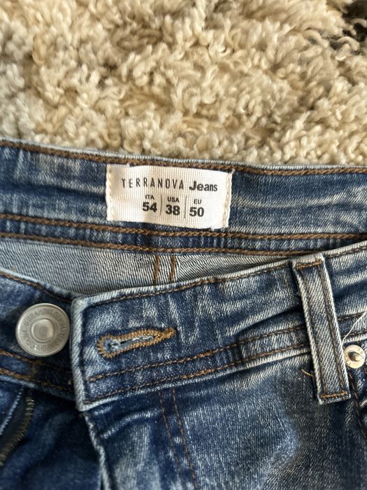 Blugi barabati Terranova si LC WAIKIKI