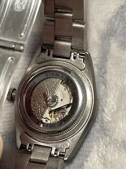Vând ceas stainless steel