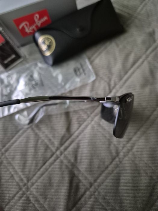 Ray-Ban ochelari de soare polarizati