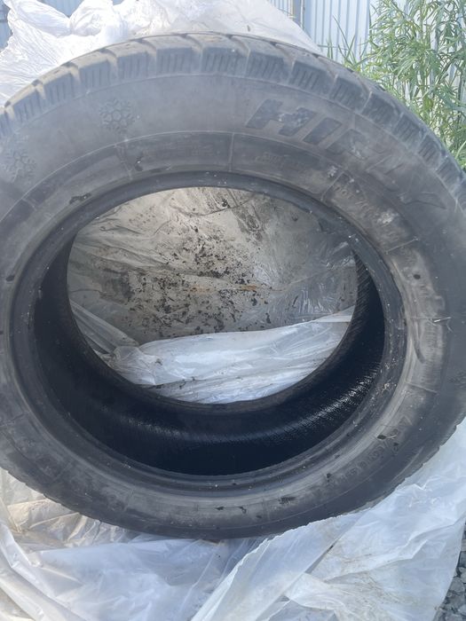 Продам резину без шипов без камерка