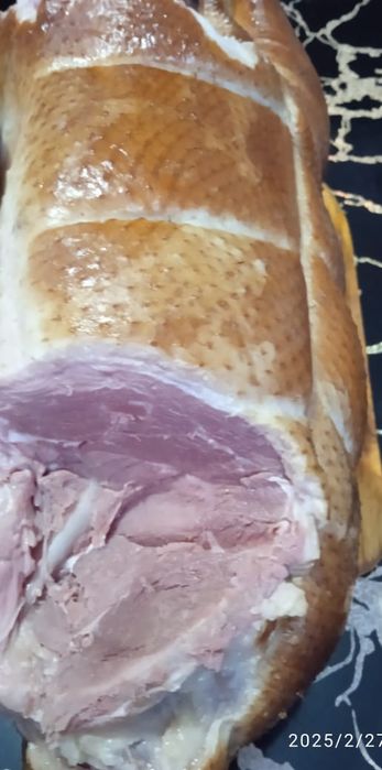 Свеже закопченный гуси