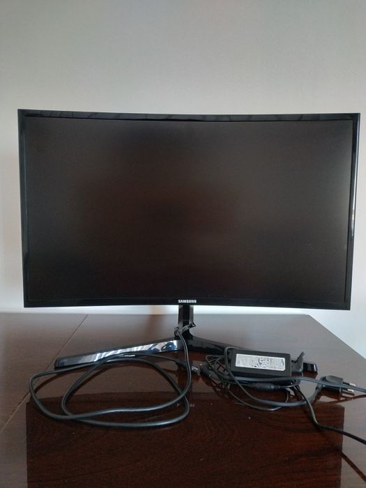 Монитор  Samsung