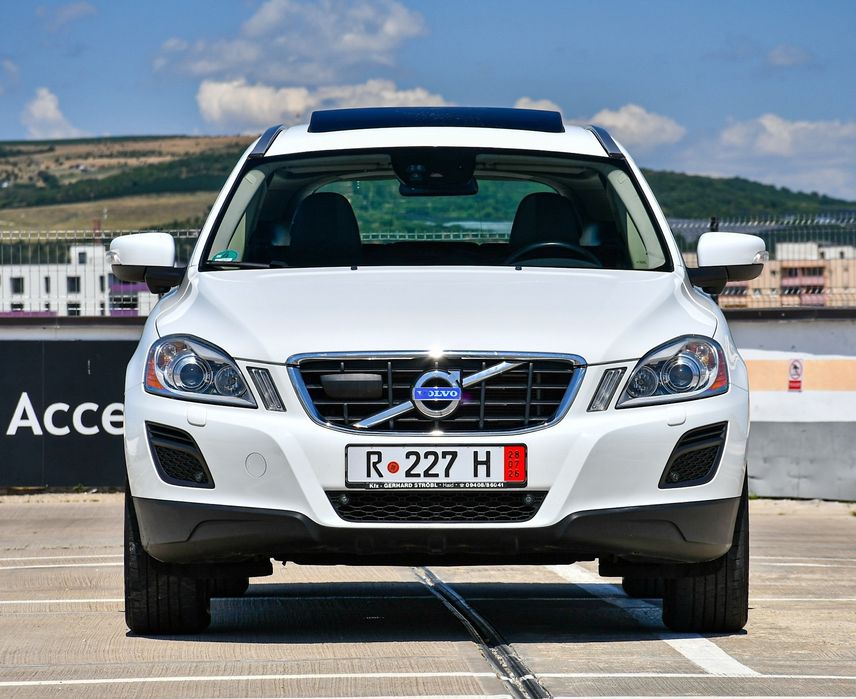 VOLVO XC60 2013 — imagine 3