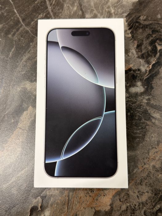 iPhone 16 Pro Max 256GB, White Titanium, exceptional,10/10