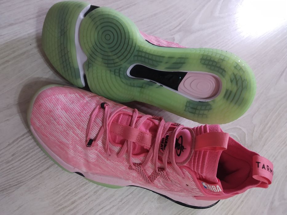 Баскетболни обувки  NBA