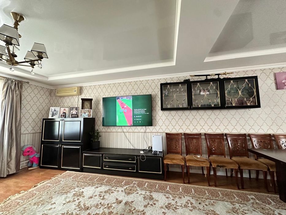 Продаем мебель для зала от Cara