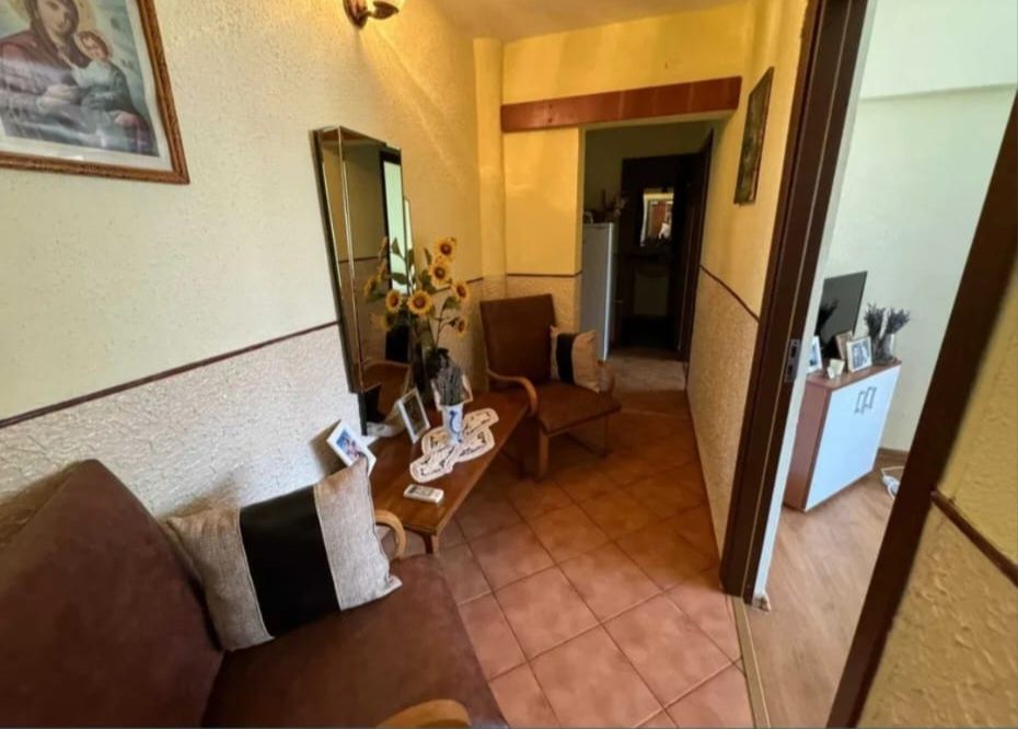 Apartament (coleg de apartament)