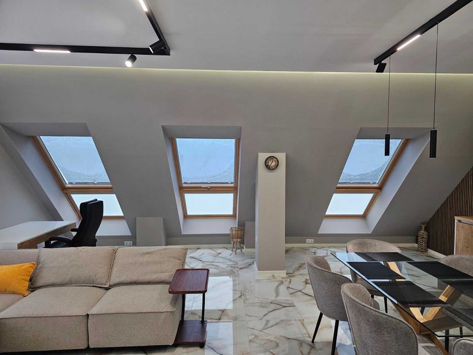 Дава се под наем Многостаен апартамент в Варна, Галата - 206 кв.м за 2194.02 € - Снимка #4
