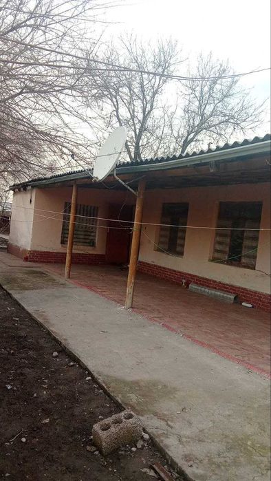 Участок земли в Юкори Чирчикском районе, поселок Ахмад Яссавий