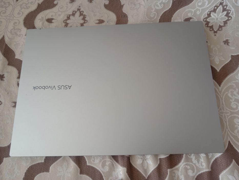 Продам современный ноутбук asus ryzen5