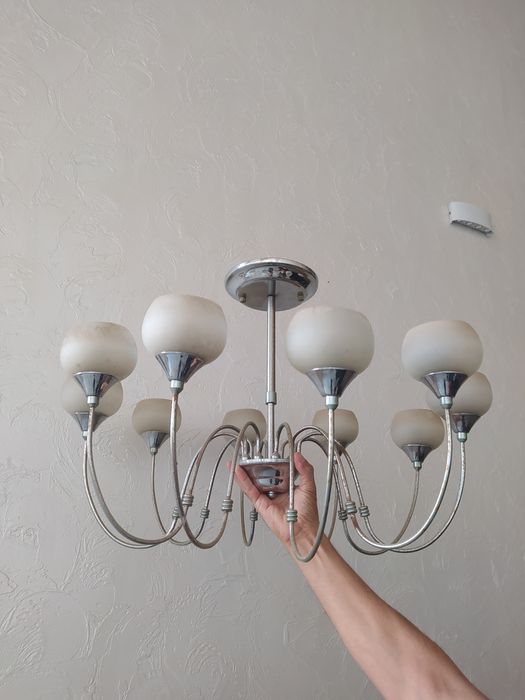 Люстра продается