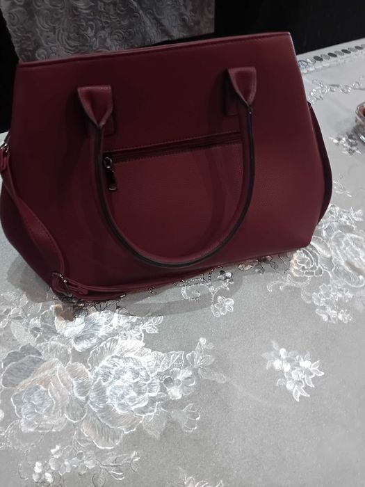 Дамска кожена чанта