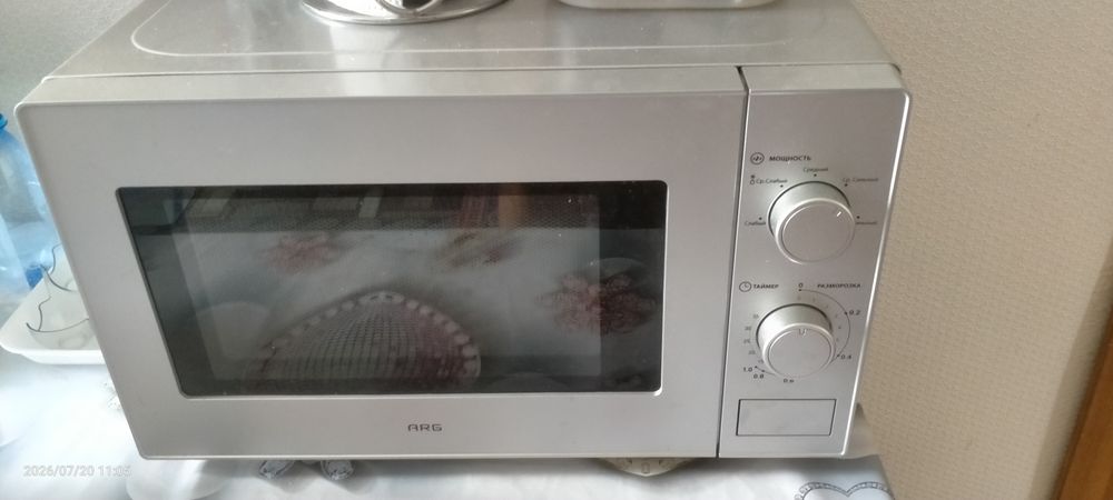 Продам ВСЕ вещи СРОЧНО и ДЕШЕВО.
