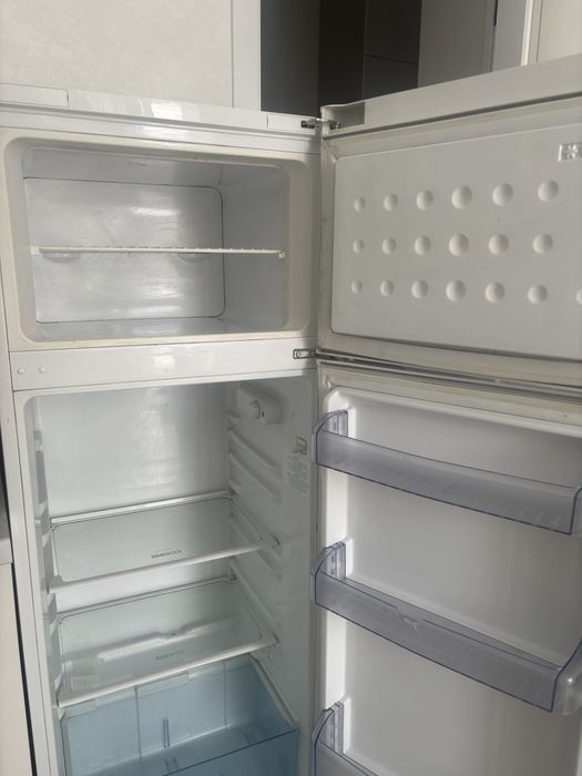 холодильник Beko