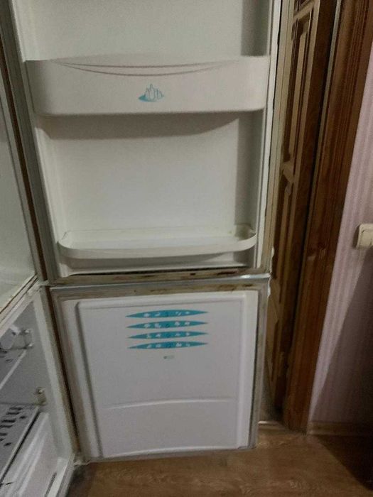 Холодильник 2*х  камерный