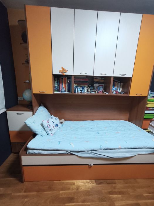 Детска/тийнейджърска стая