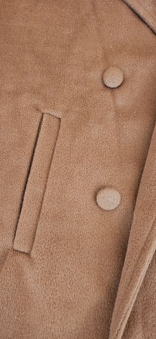 Стильное демисезонное пальто