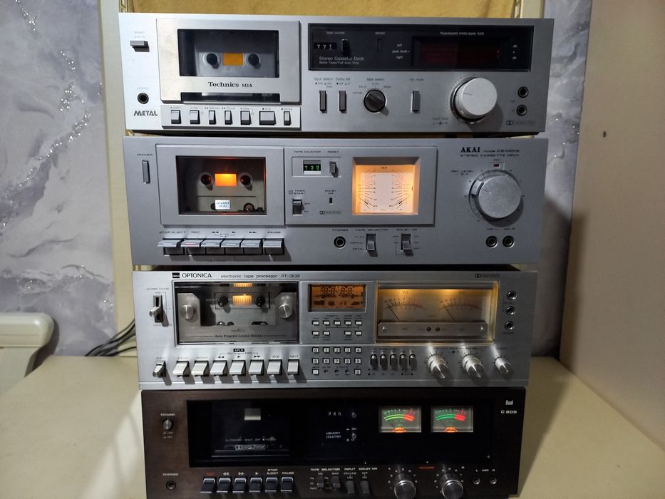 Продам деки  дуал 809 810 техникс  м 14 акай  шарп