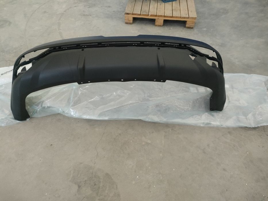 Задний бамперна Tucson NX4 до рестайл