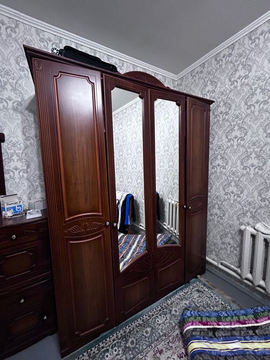 Спальный гарнитур