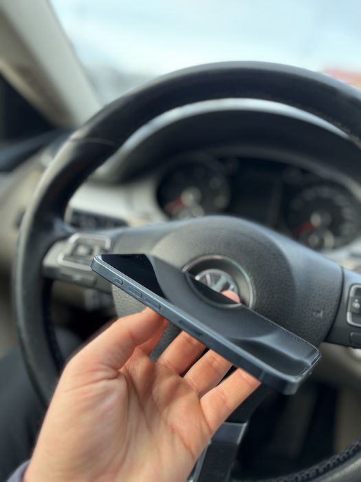 iPhone  15 pro 256 gb