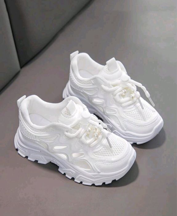 Удобни летни маратонки