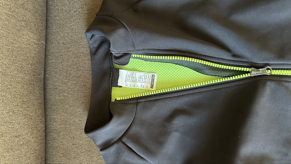 Costum bicicleta B-Twin marime 12-13 ani