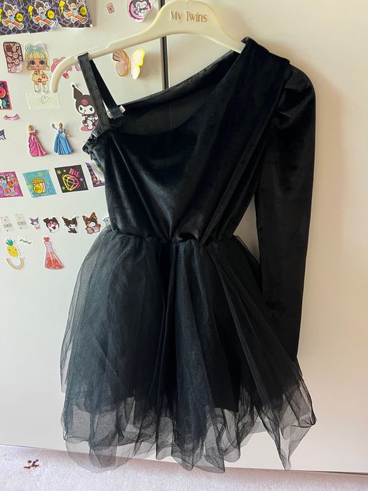 Продам детские нарядные платья