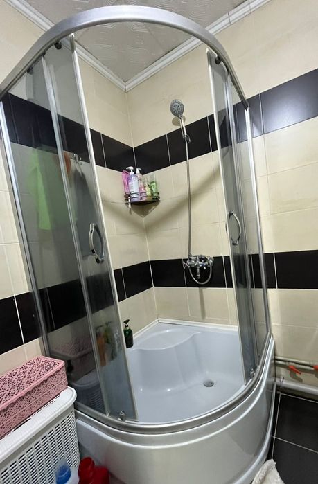 Продам душевую кабину