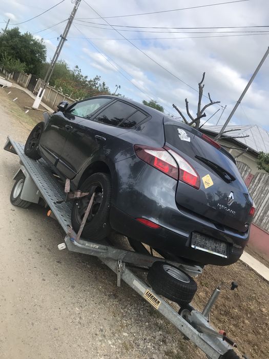 Bara spate, haion, usi megane 3 2016