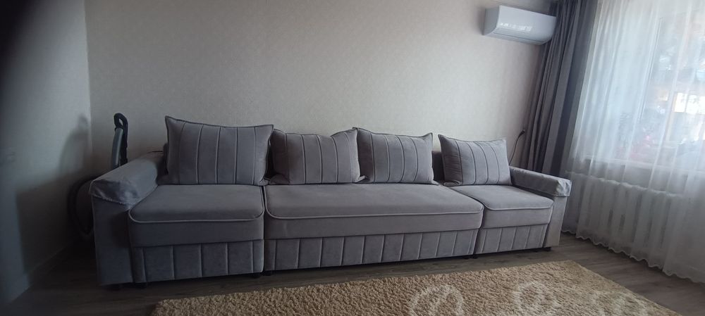 Продам диван прямой