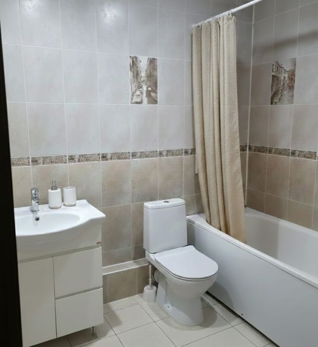 Сдам 2х комн срочно Zidzag