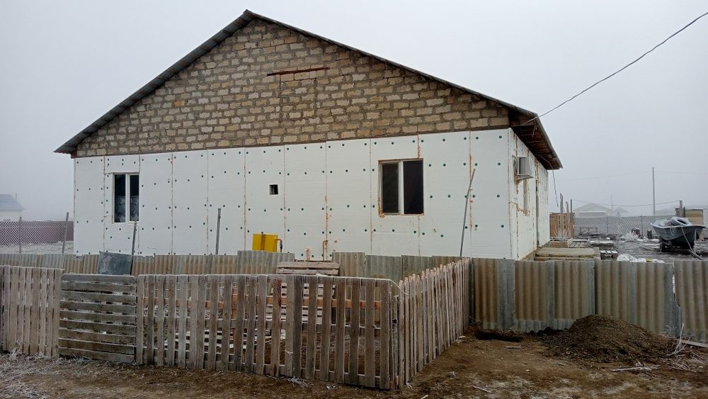 в связи с переездом продаетсаДом с мансардой