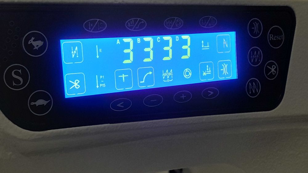 Швейная машинка автомат