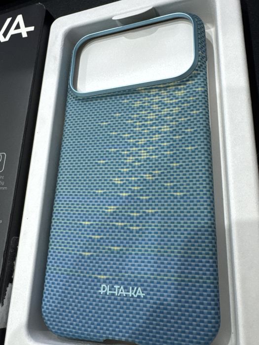 Husa Pitaka pentru iPhone 17 Pro Max