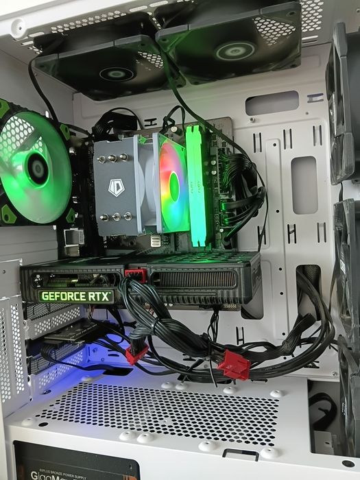 Core i3 12100f  Rtx 3060  32 дюйма 2к