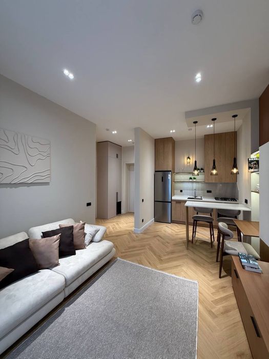 Продается ЖК Инфинити 1в2/9/14 новый ремонт 43м2