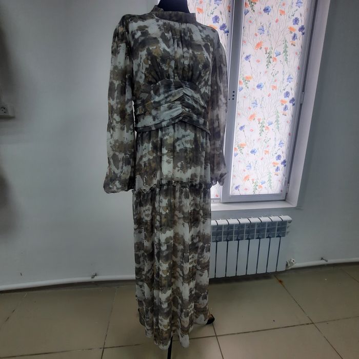 Продам отличное платье