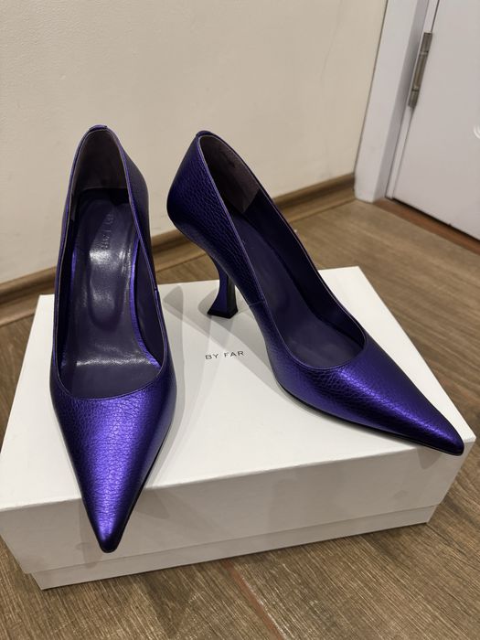 Обувки на висок ток By Far