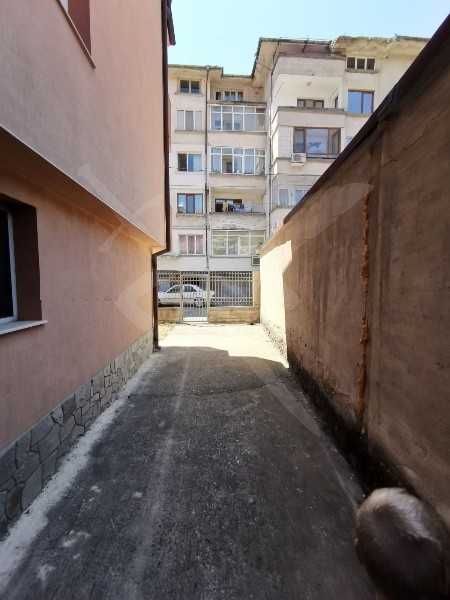 Продава се Тристаен апартамент в Карлово - 131 кв.м за 955 €/кв.м - Снимка #10