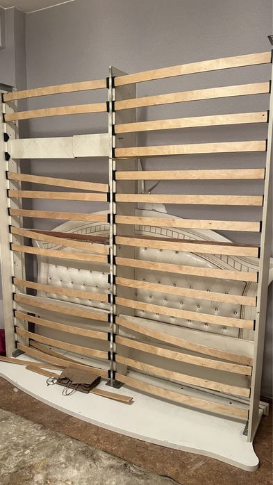 Шкаф кровать матрас комод все отдам за все 40.000 тенге