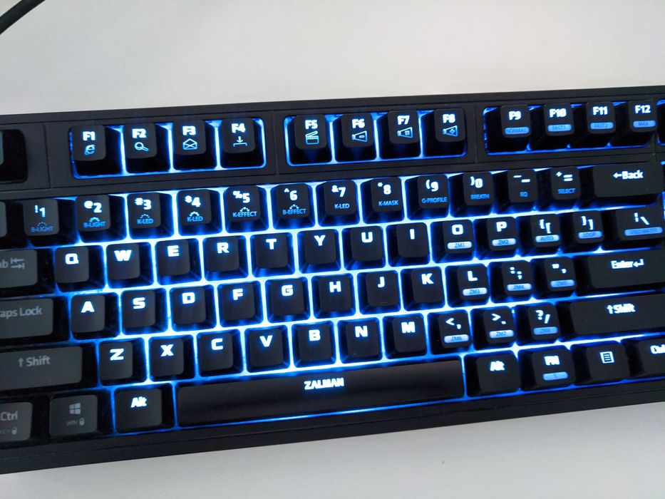 Tastatura mecanica RGB Zalman ZM-K900M
